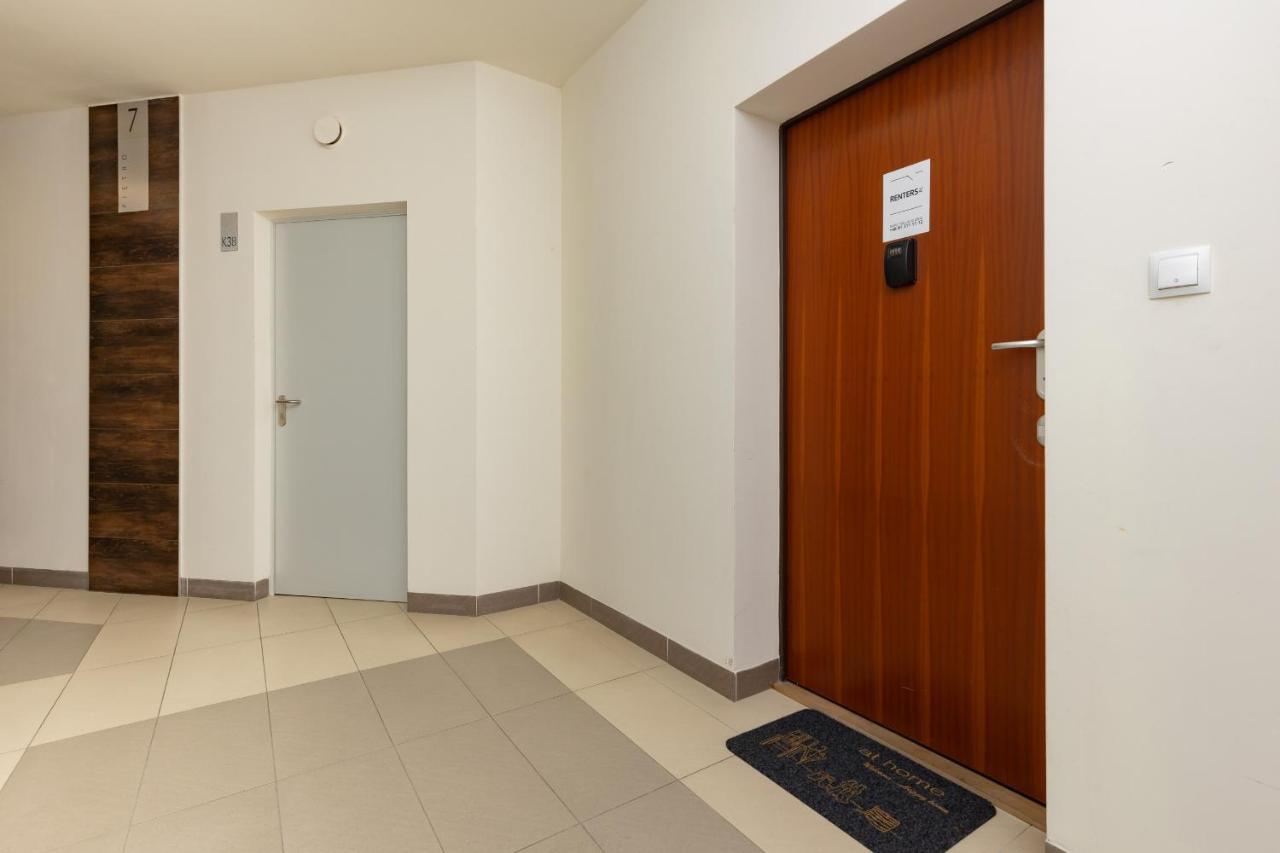 Quiet Apartment Park Edwarda Szymanskiego By Noclegi Renters Warsaw Ngoại thất bức ảnh